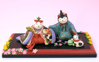 松本浩子作品「遊び猫雛」